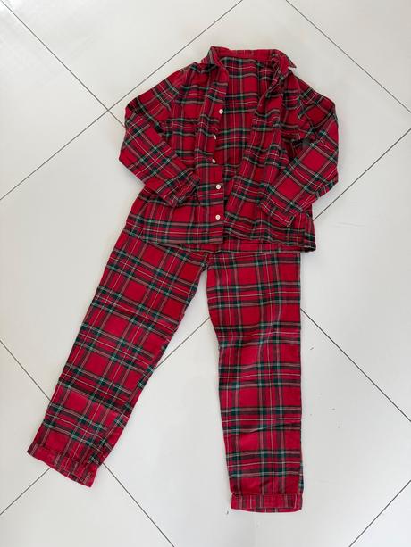 Vianočné pyžamo, h&m,140