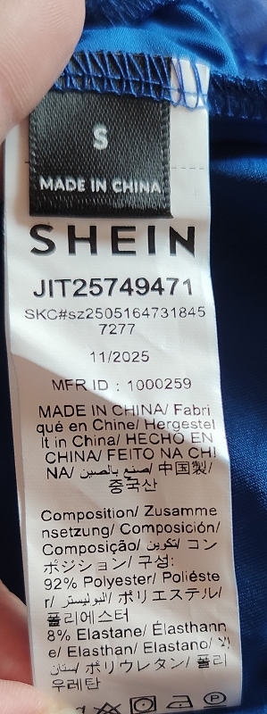 Prekrásne dlhé spoločenské s, s