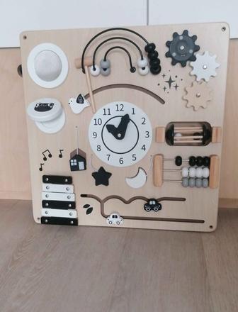 Senzoricka tabuľa, hracia stena, 