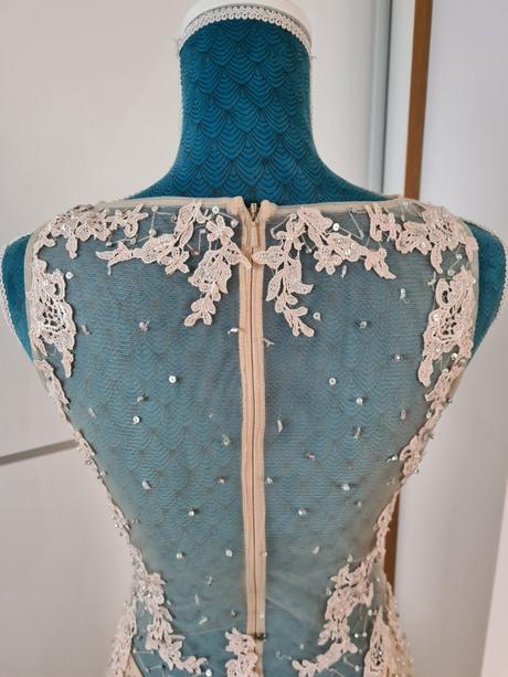 Luxusne nove spolocenske/svadobne saty vel.36, s