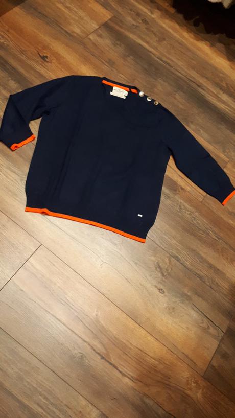 Sveter holy & white vel 36-38-40, m