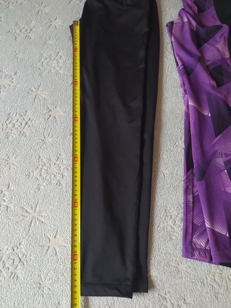 Športové legíny, s