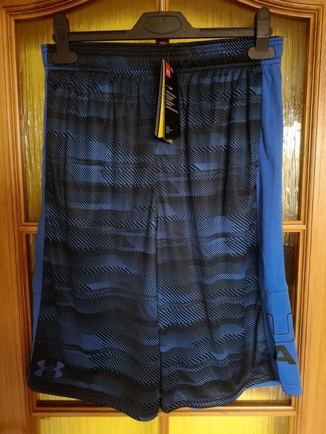 Under armour chlapčenské kraťasy veľkosť 13-15 rok, under armour,158 / 164 / 170