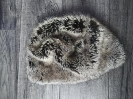 Kožušinová čiapka accessorize, monsoon,m