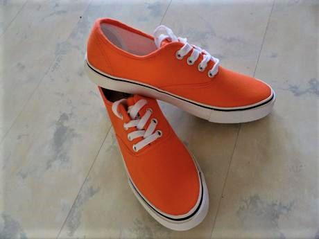 Kvalitné tenisky, lee cooper,38