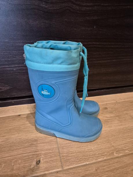 Blikajuce gumaky, lupilu,24