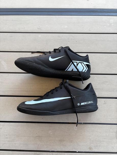 Minimálne nosene halovky, salovky, nike,40