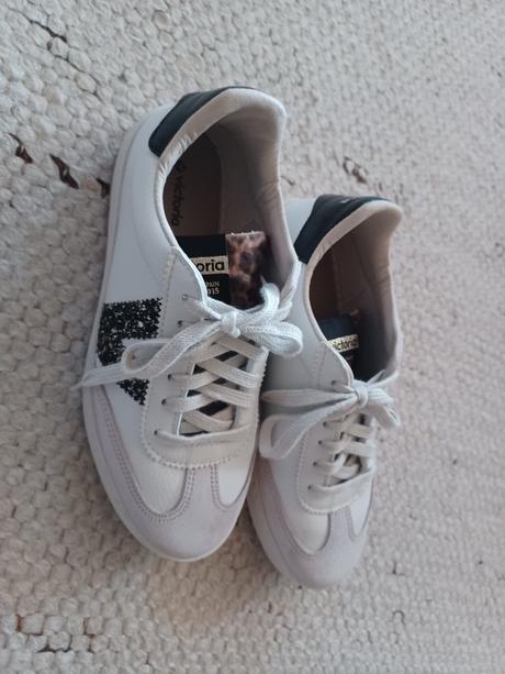 Victoria tenisky, 36