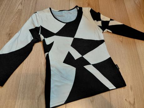 Top, xs