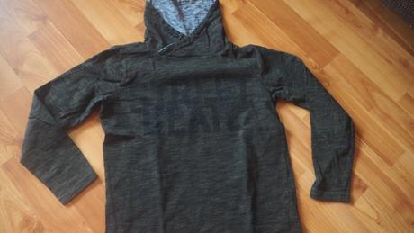 Tricko s vyssim golierom, takko,134