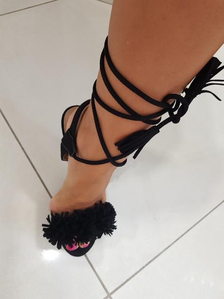 Aquazzura na zaviazanie okolo nohy, 39