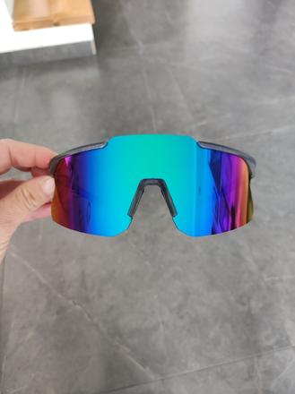 Športové polarizačné slnečné okuliare,