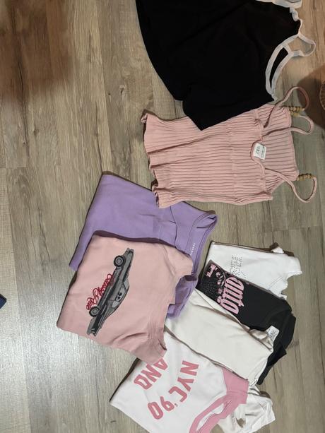 Balík oblečenia pre dievča 140-152, 140–152