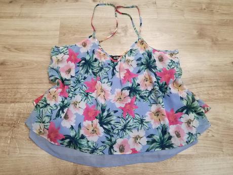 Kvetovana bluzka na ramienka, v.48, 48