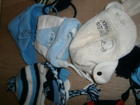 Zimné čiapky (3-6m), 74