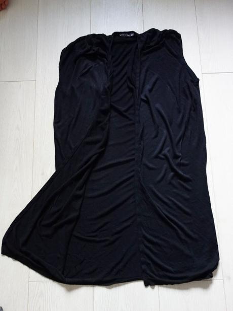 Tenšia dlhá mäkká vesta bershka, bershka,s