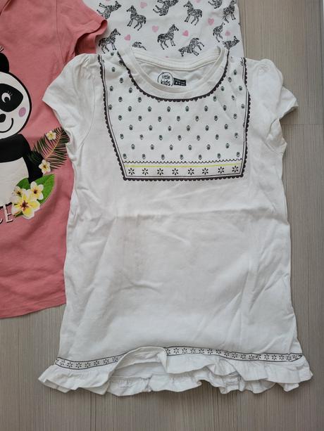 3x tričko, sinsay,134