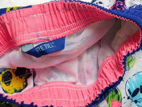 Kvalitne kratasy, rebel,110