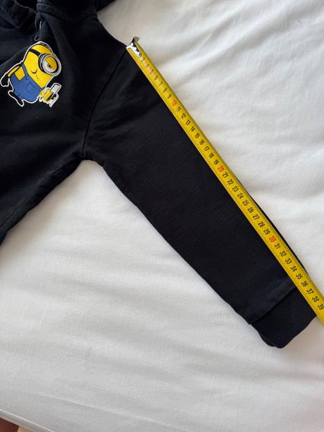 Mikina mimoňi 122, sinsay,122