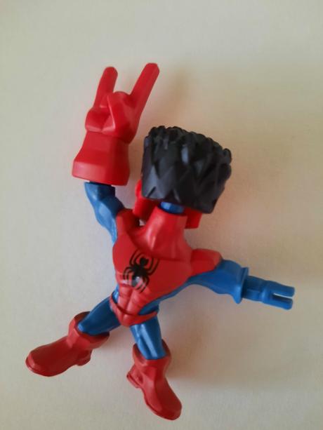 Postavicky 3 ks, výška 7 cm, 5,5 a 6 cm,