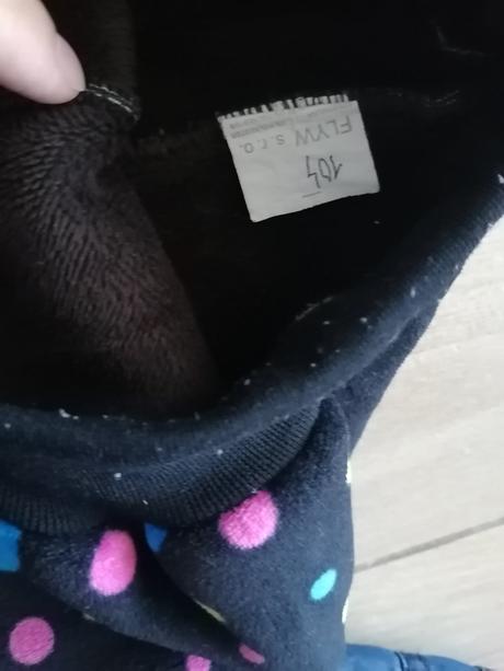 Teplé bodkované legíny vhodné na zimu, 104