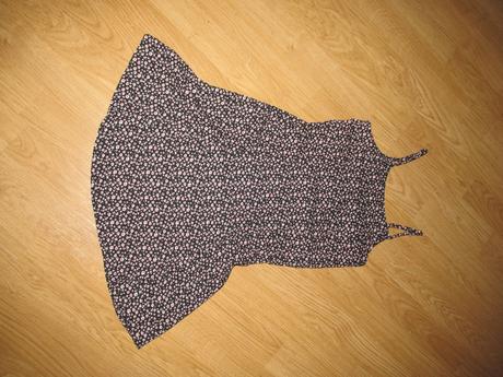 Šaty s kvetinkami v. 134, c&a,134