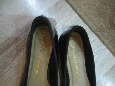 Lakované baleríny, 36