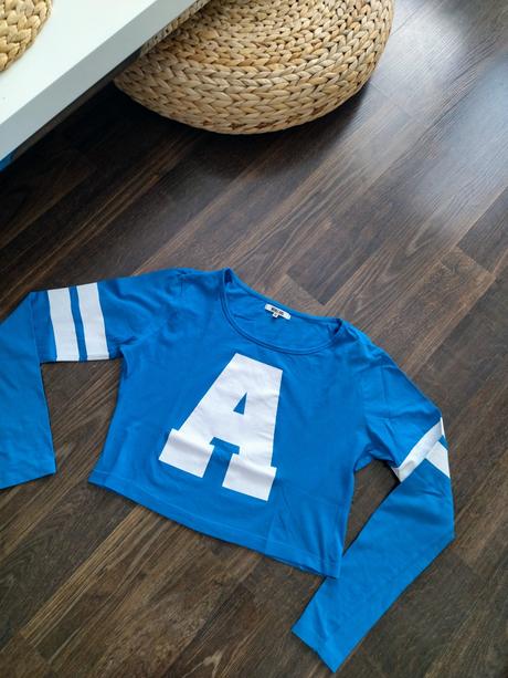 Kratšie tričko/cropp top, gate,s