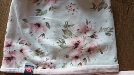 Kvetovaný set tunel + čiapka, oh 50-52, 110