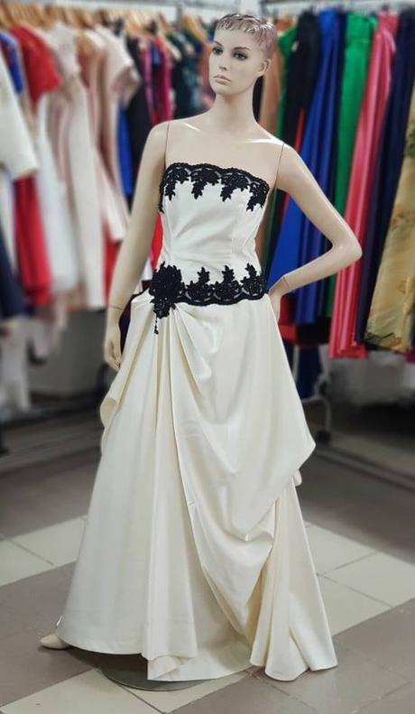 Spoločenské/svadobné šaty xs/s, s / xs