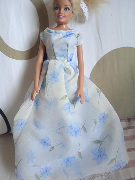 Šaty pre babiku barbie,