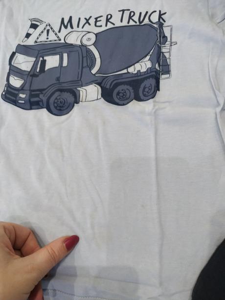 Tričká na donosenie, sinsay v. 128, sinsay,128