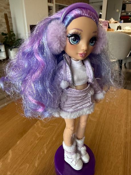 Bábika rainbow high violet willow, 