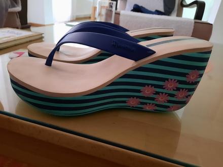 Brazílske žabky na platforme zn.ipanema, 39