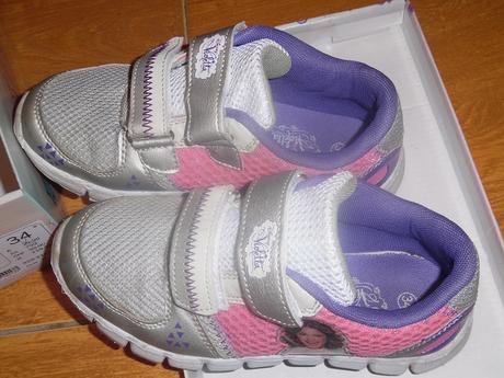 Violetta botasky, disney,34