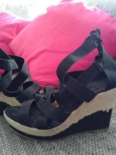 Remienkove platformy, 37