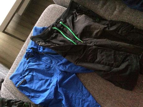 2+1 kraťase, veľ. m, spolu 20 eur, 176