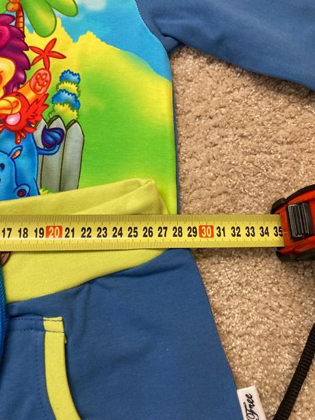 Teplakova suprava pre chlapca, 110