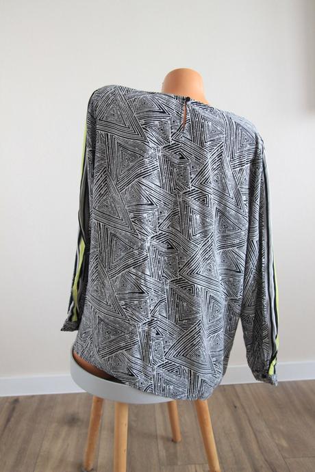 Čierno biely viskózový top, xxl, nkd,xxl