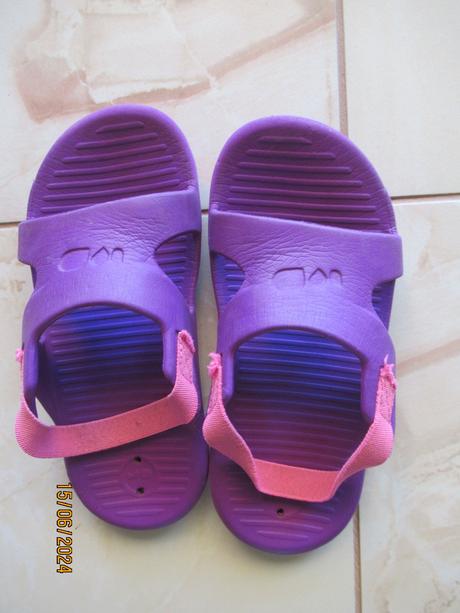 Sandále, topanky do vody, nabaiji,28