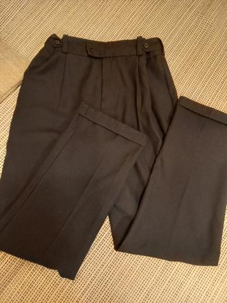 Elegantné nohavice, 140