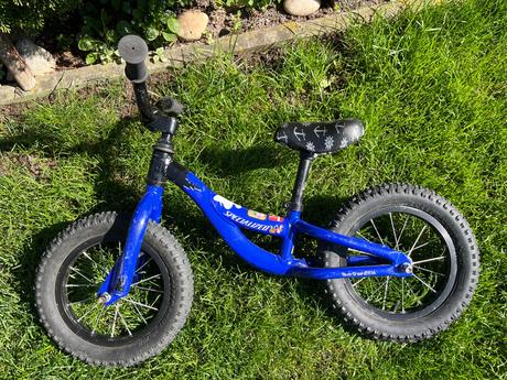 Specialized odrazadlo,