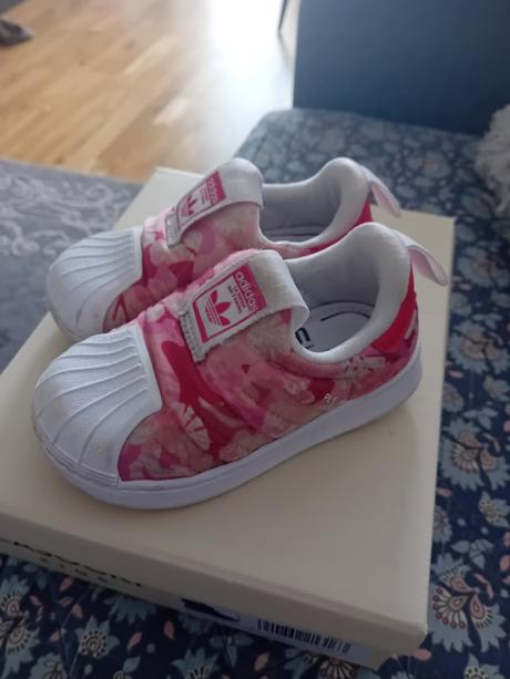 Topánky superstar, adidas,22