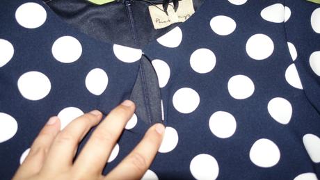 Nove saty phase eight, 38