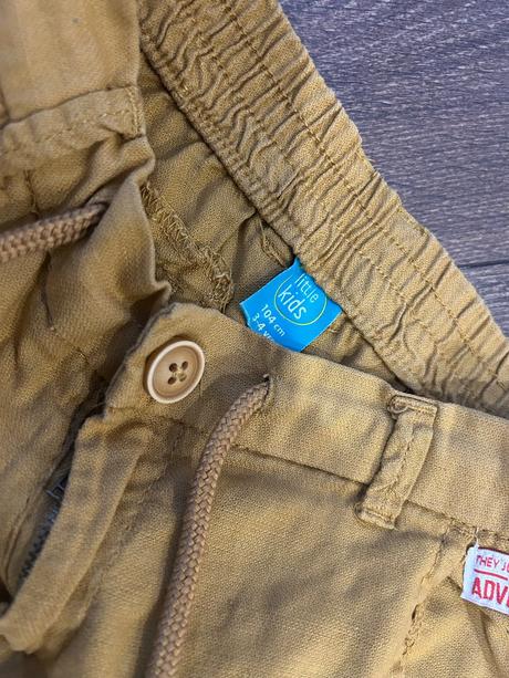 Horčicové kraťasy, pepco,104