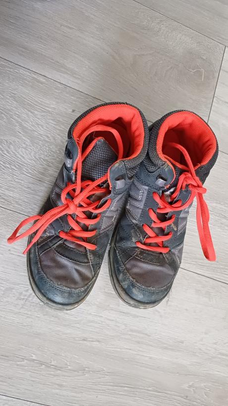 Turistická obuv 37, quechua,37