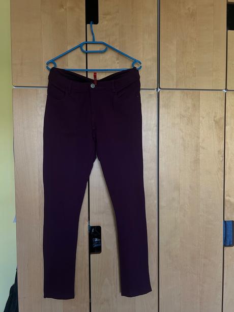 Fialové nohavice, l