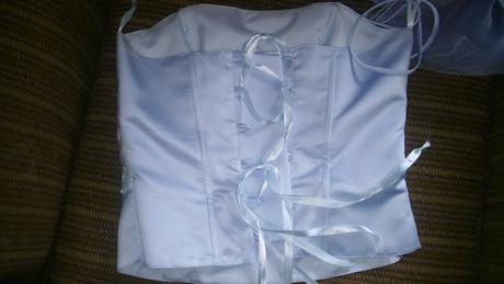 Spolocenske korzetove saty, 38