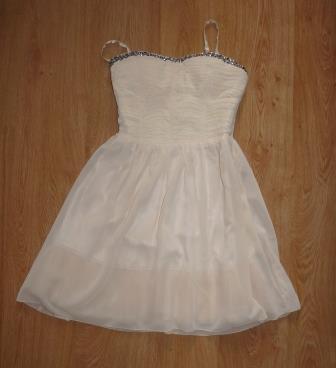 Saty s ramienkami, 40