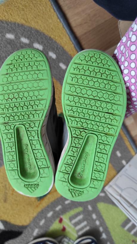 Adidas tenisky kozene velkost 30, adidas,30